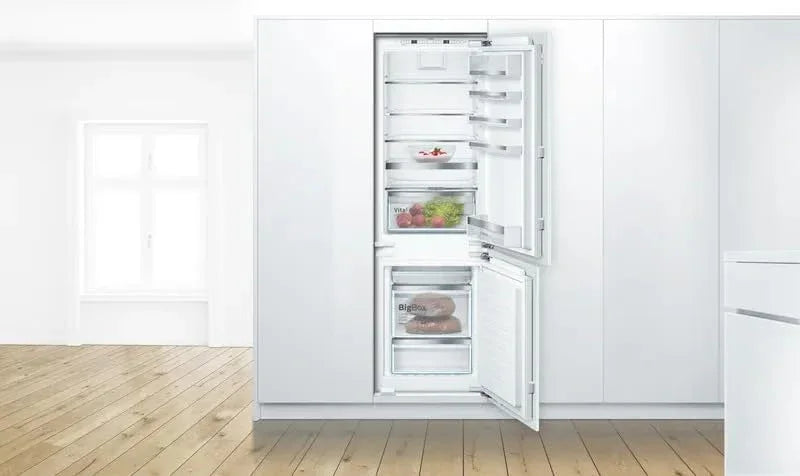 Bosch Series 6 Built-in Combi Digital Refrigerator - White - KIN86AF3M8