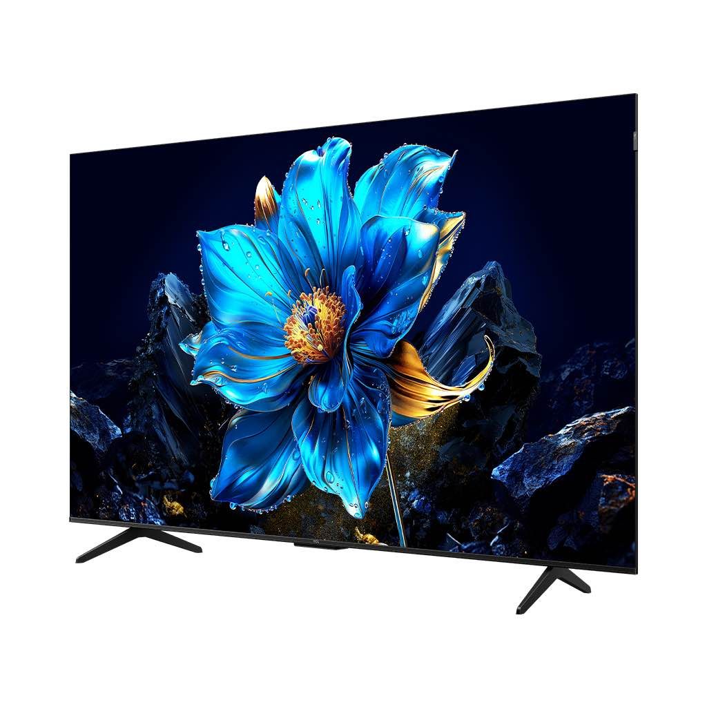 Angled view of the TCL 65" 4K Smart QLED TV 65P7K showing the frameless bezel from XPRS Egypt.